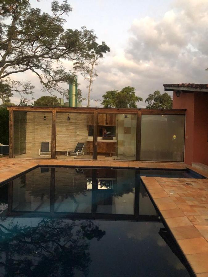 Casa Na Represa Do Broa - Condominio Vila Pinhal Итирапина Экстерьер фото